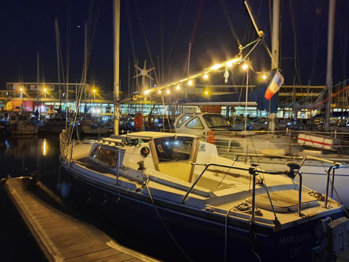 Charmant Voilier Chauffe Nuit Insolite ブローニュ・シュル・メール エクステリア 写真